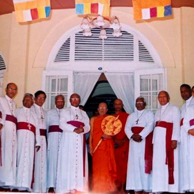 9 With Malwatta Mahanayaka And Cardinals In Sri Lanka